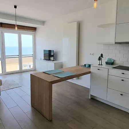 Suite Seaview Апартаменты *